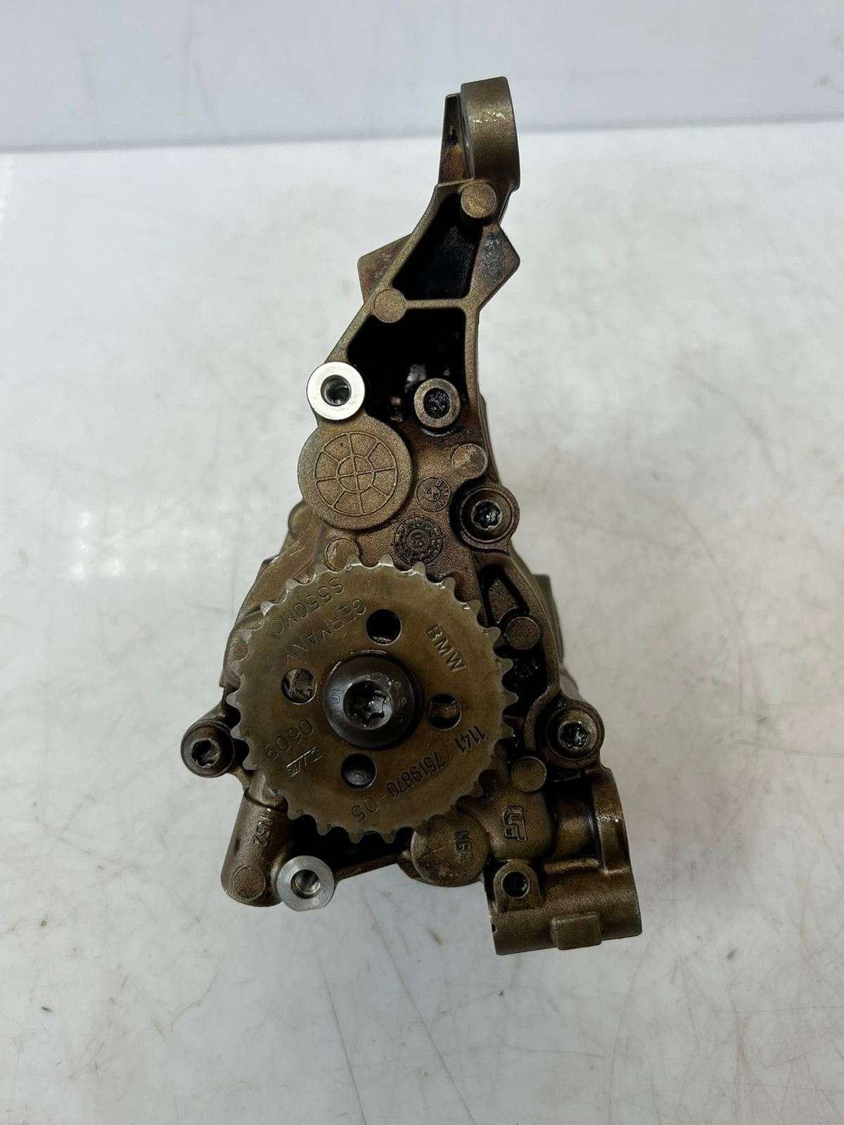2007-2013 BMW 328i E90 E91 E60 E66 E93 335i 525xi Engine Oil Pump 7545939 OEM