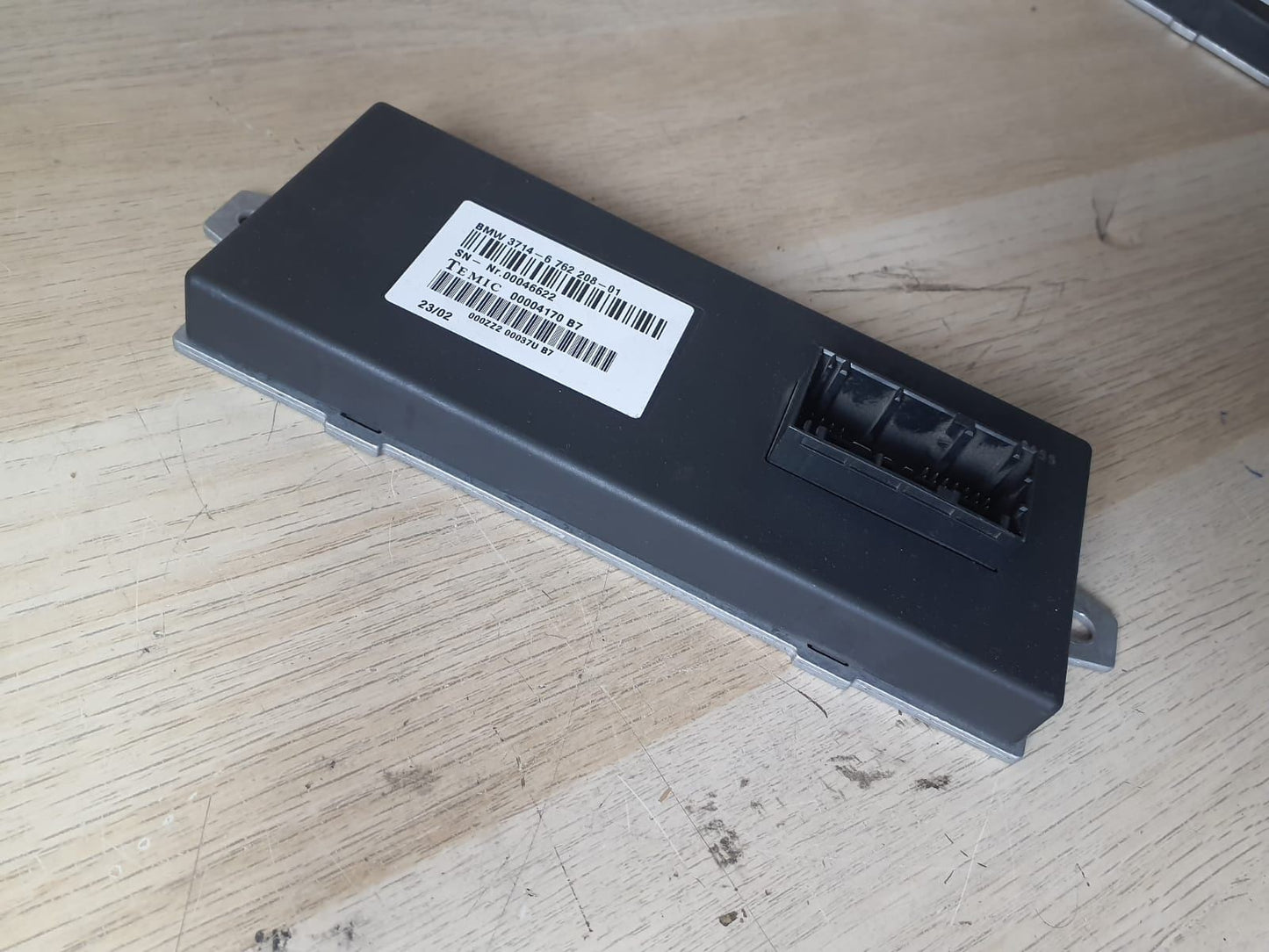 2002-2005 BMW 745i Dynamic Drive Control Module 6762208 E60, E61, E63, E64, E65,