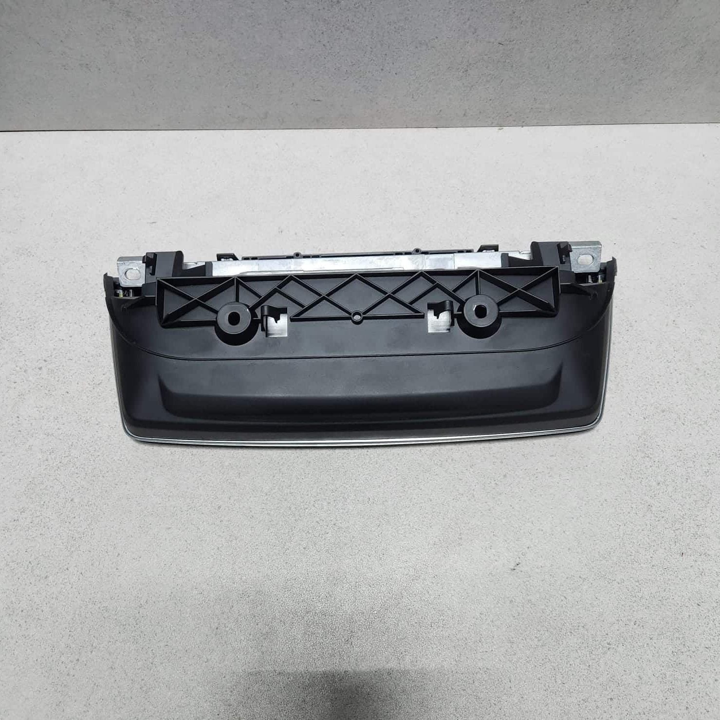 2014-2016 BMW M6 Central Information Display Screen 9356496 F06 F12 and F15 
