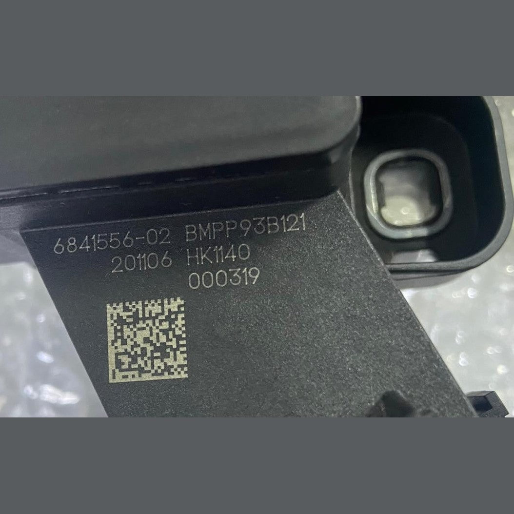 OEM BMW X5 X6 G05 G06 BATTERY VOLTAGE JUMP START TERMINAL POINT 6841556