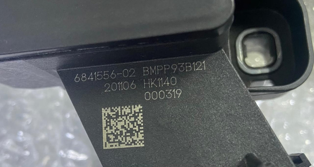 OEM BMW X5 X6 G05 G06 BATTERY VOLTAGE JUMP START TERMINAL POINT 6841556