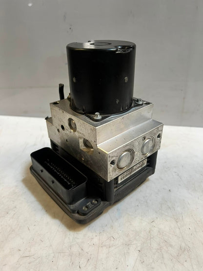 2008-2010 BMW E6X 535i 5 Series E60 520d Abs Pump Control Module 6783360 OEM