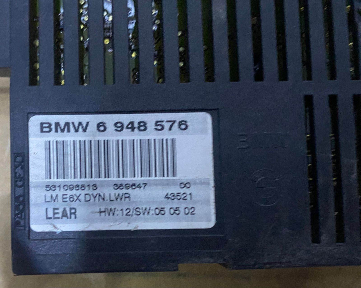 2002 BMW 745i Xenon Light Control Module 6948576 5 Series E60 and 7 Series E65 v