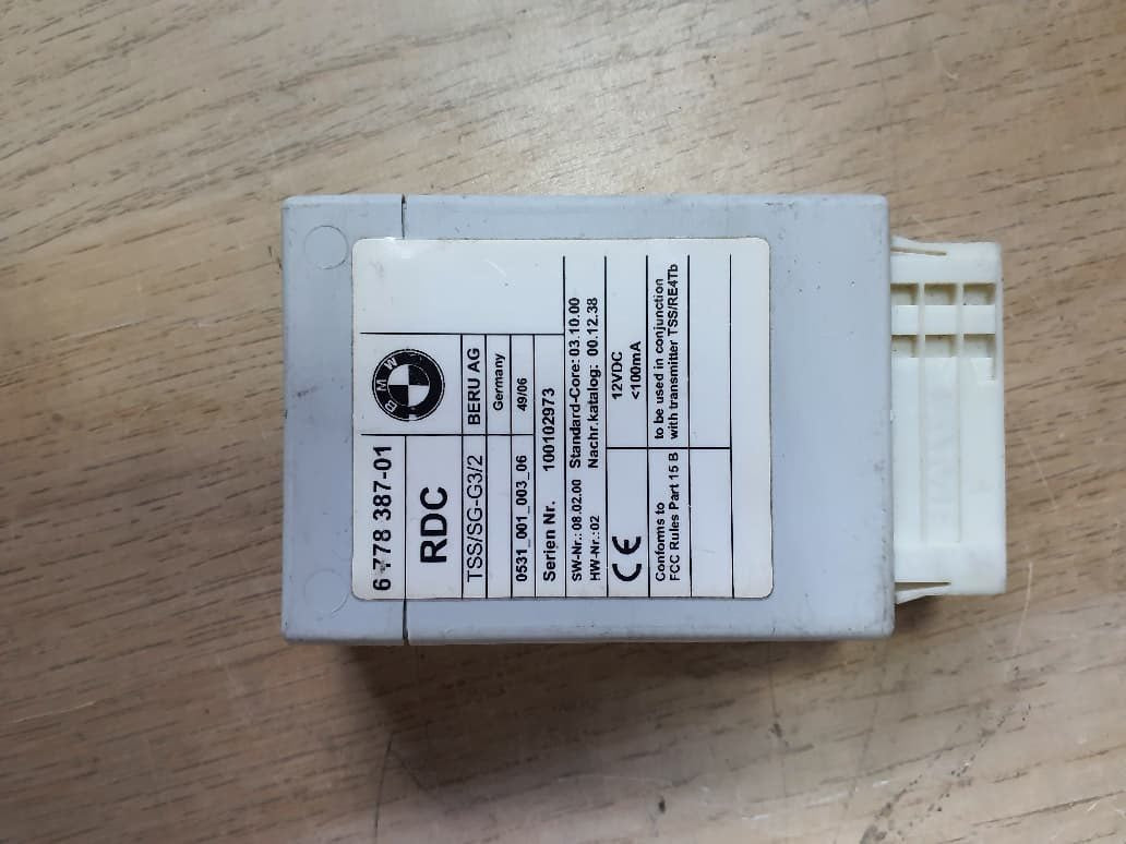 2003-2010 BMW E60 E63 E70 E90 E92 Tire Pressure Control Module RDC 6778387