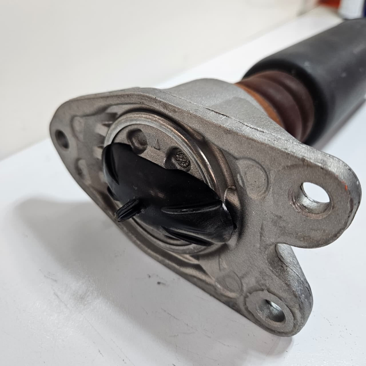 2018-2023 BMW X2 Series F39 Rear Shock Absorber 6888463 USED