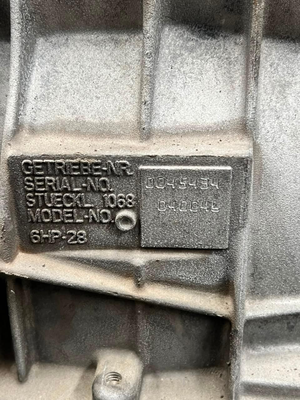 2011 BMW 7 Series F01 730d N57 6HP28 Automatic Transmission Gearbox 7610249 