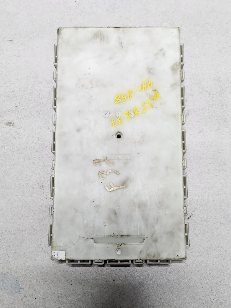 BMW F30 F31 Front Electronic Module 6843899 OEM