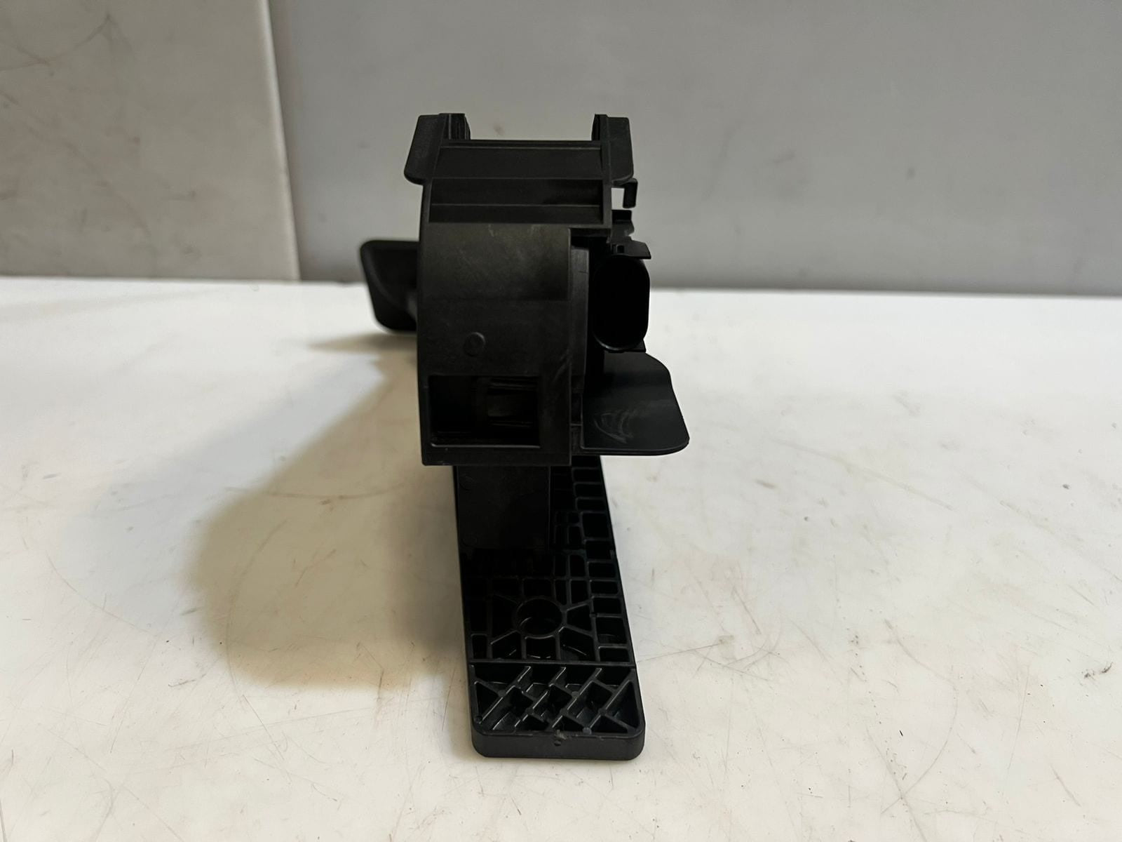2007-2013 BMW 328i E90, E92, Z4, F48, F49 Accelerator Pedal Module 6889823 OEM