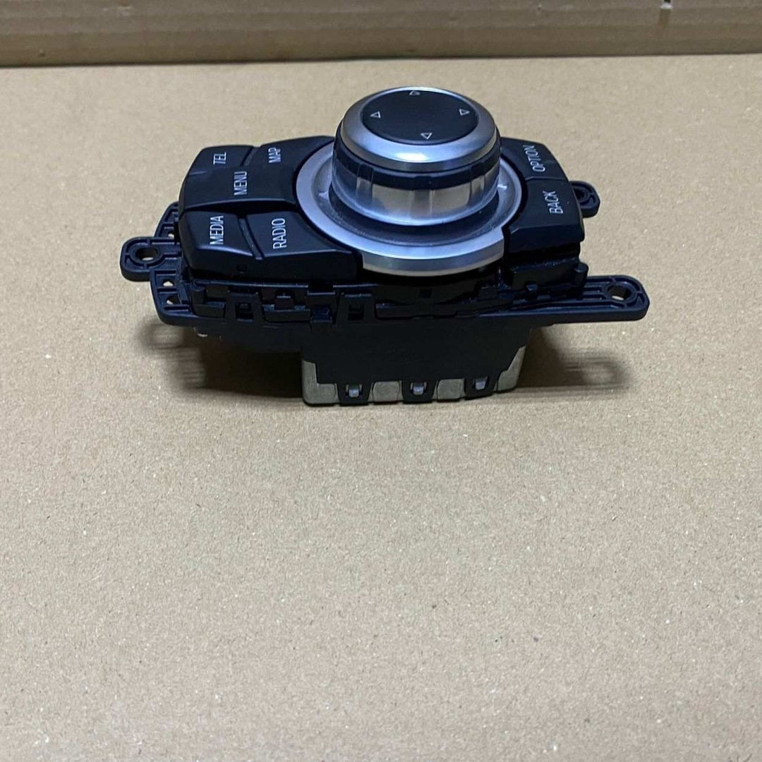 BMW Idrive Controller 9286708  F06 F10 F12 F13 F20 F30.4-pin connector