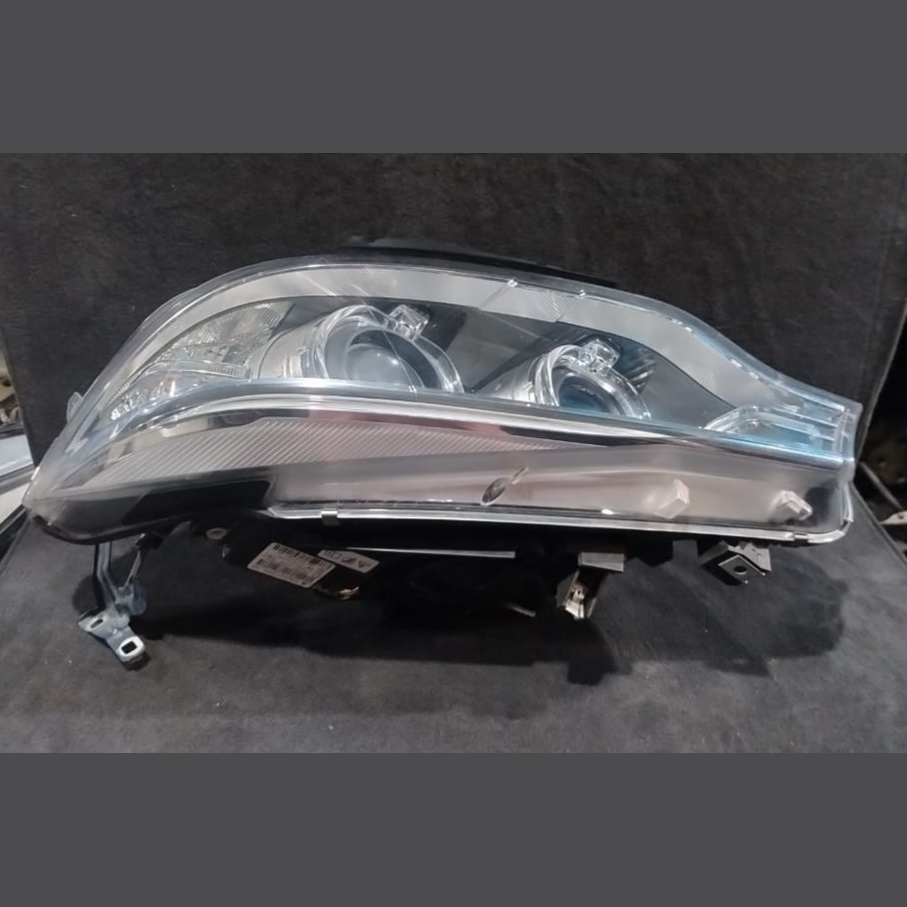 BMW 4 F32 F33 F36 F82 M4 F82 F83 F36 HEADLIGHT BI-XENON FRONT LEFT - 7410787