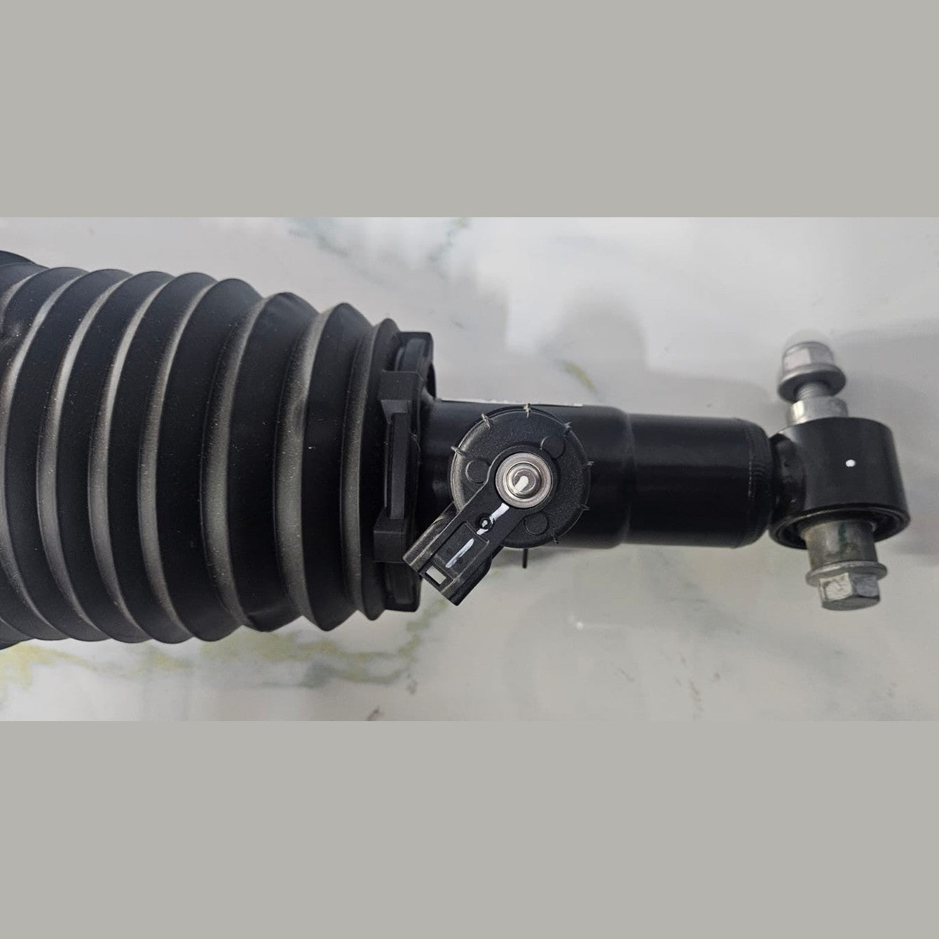 OME BMW X7 G07 20-2024 REAR LEFT AIR SHOCK RA HIGH LH 6869039 20KM