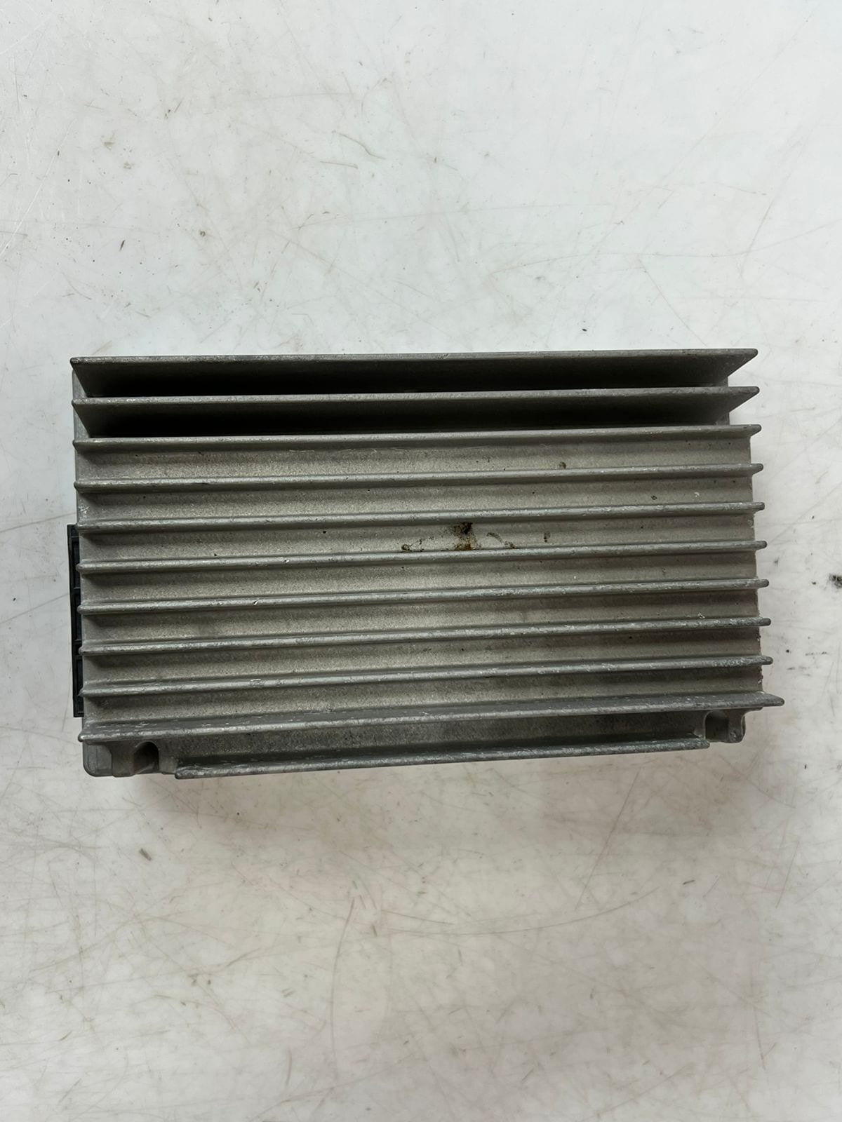 2012-2016 BMW 328i and 320i F30 sedan HIFI SOUND Audio Amplifier 9283511 OEM