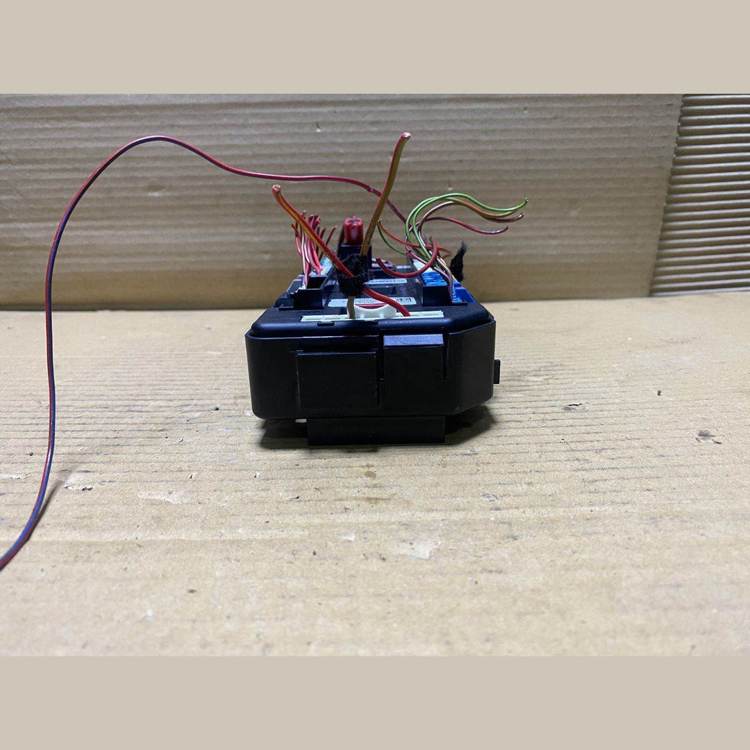 2012-2016 BMW 328i Fuse Box 9224879 3 Series F30, 1 Series F20, and 7 Series. Fr