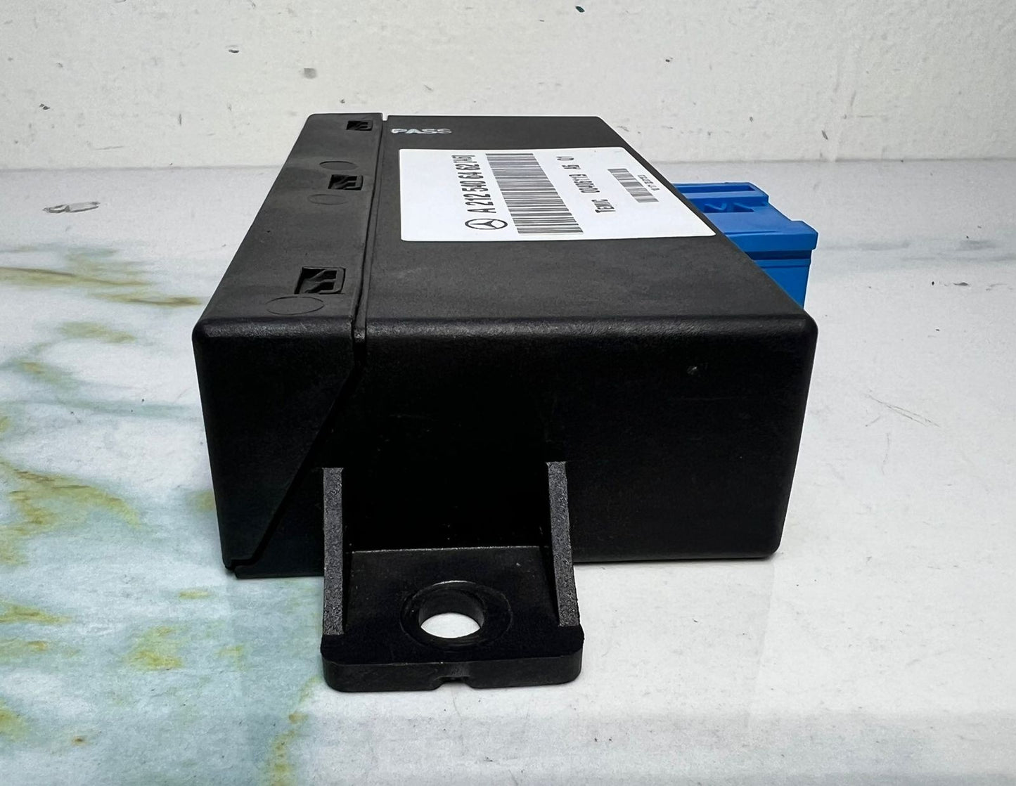 Mercedes E-Class W212 Air Suspension Control Unit A2125406462 OEM