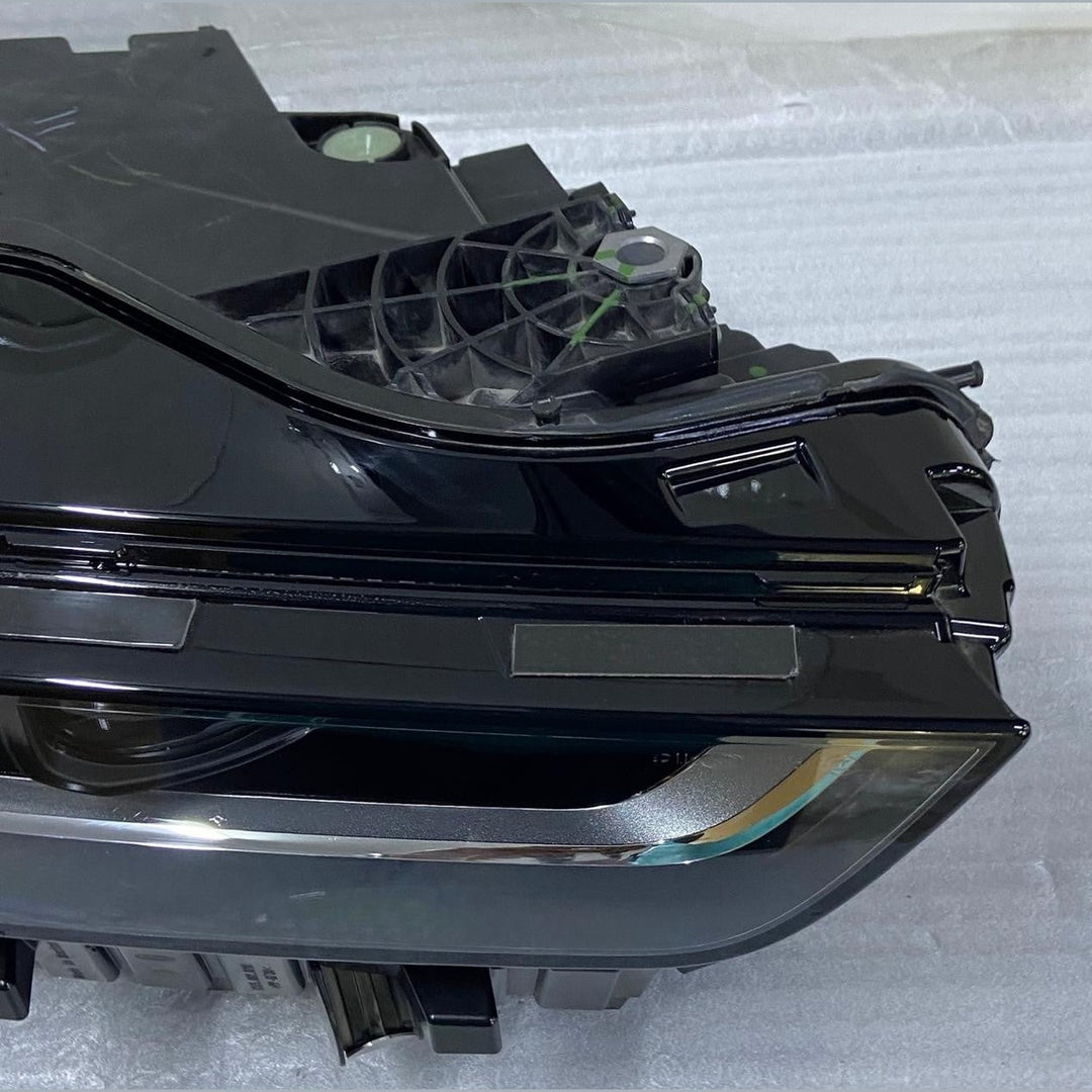 OEM BMW G07 X7 Head Light LED Right Side 5A63F66 Without module Brand New