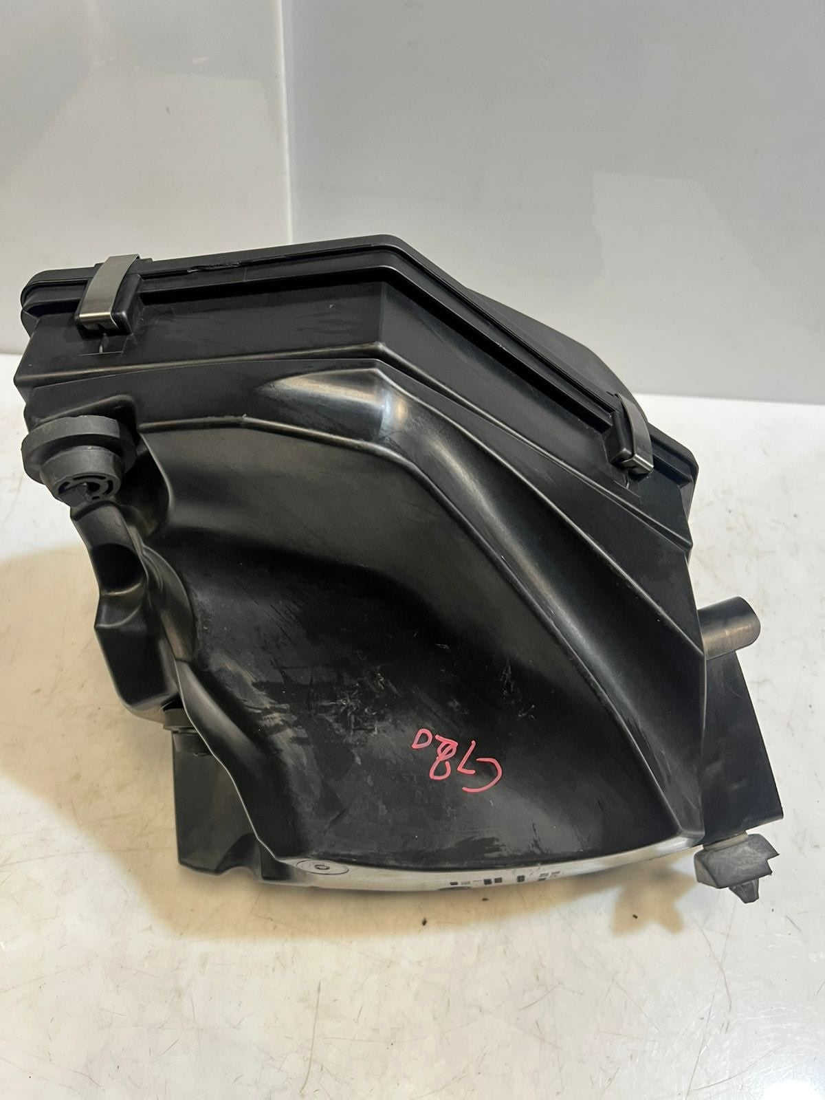2019 BMW 330i 3 Series G20 G21 G22 G26 G42 Air Filter HOUSING INTAKE Box 8580426