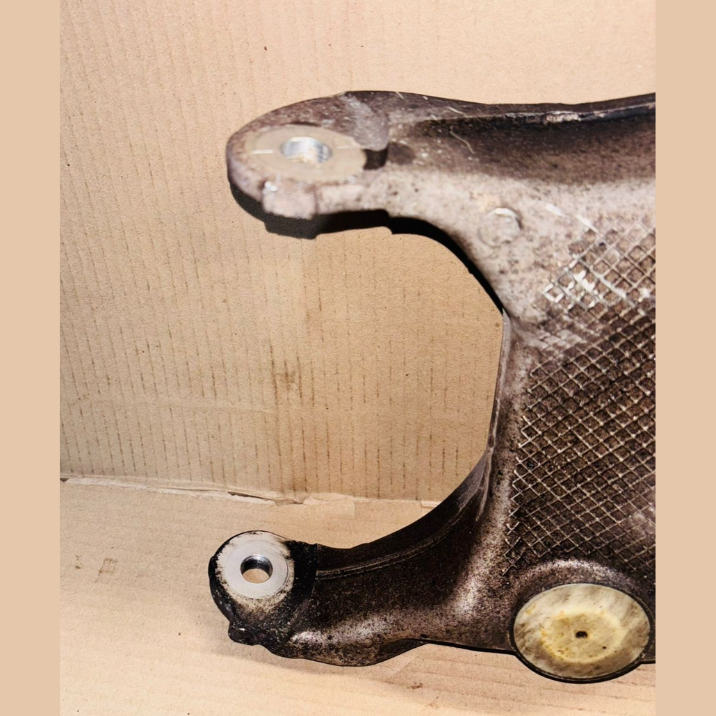BMW E60 2007  SMG REAR LEFT CONTROL ARM - 6755989