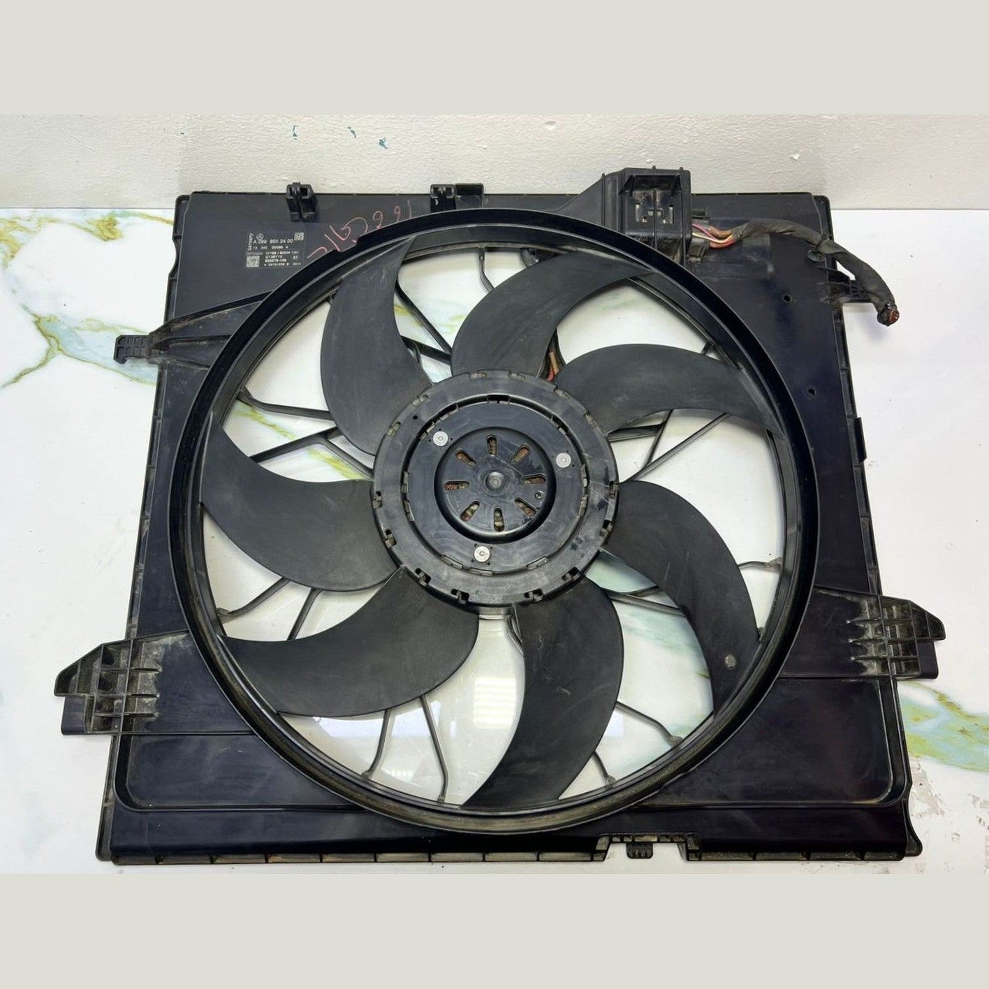 Mercedes-Benz Engine Cooling Fan Assembly A 099 906 24 00
