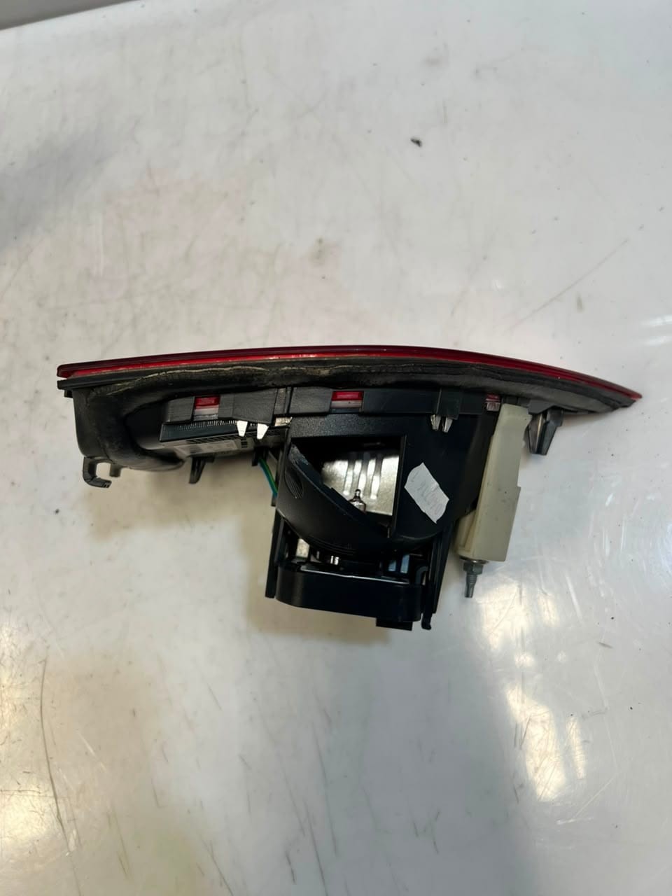 2015-2018 BMW X4 X3 F26 Right Tailgate Tail Light 7331284 7331283 OEM