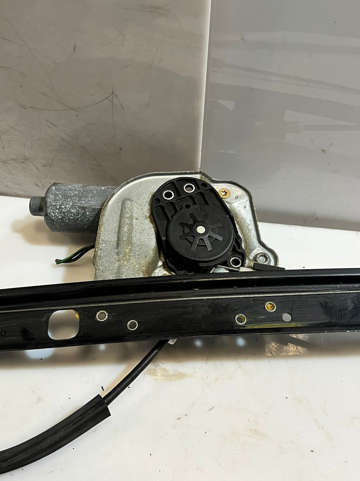 2000-2006 BMW X5 E53 Front Left Window Regulator With Motor 8254911 OEM