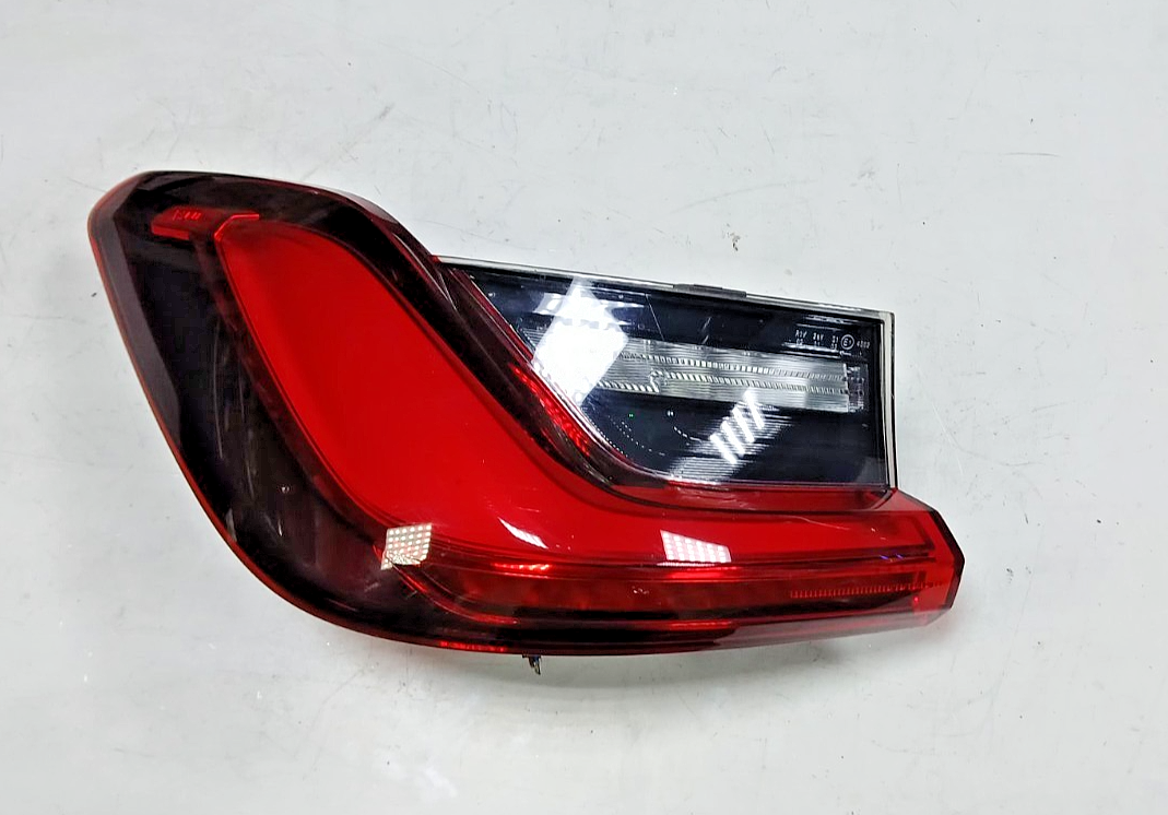 Genuine BMW 3 Series 2019 G21  Touring rear light LED side wall left ECE 7442757