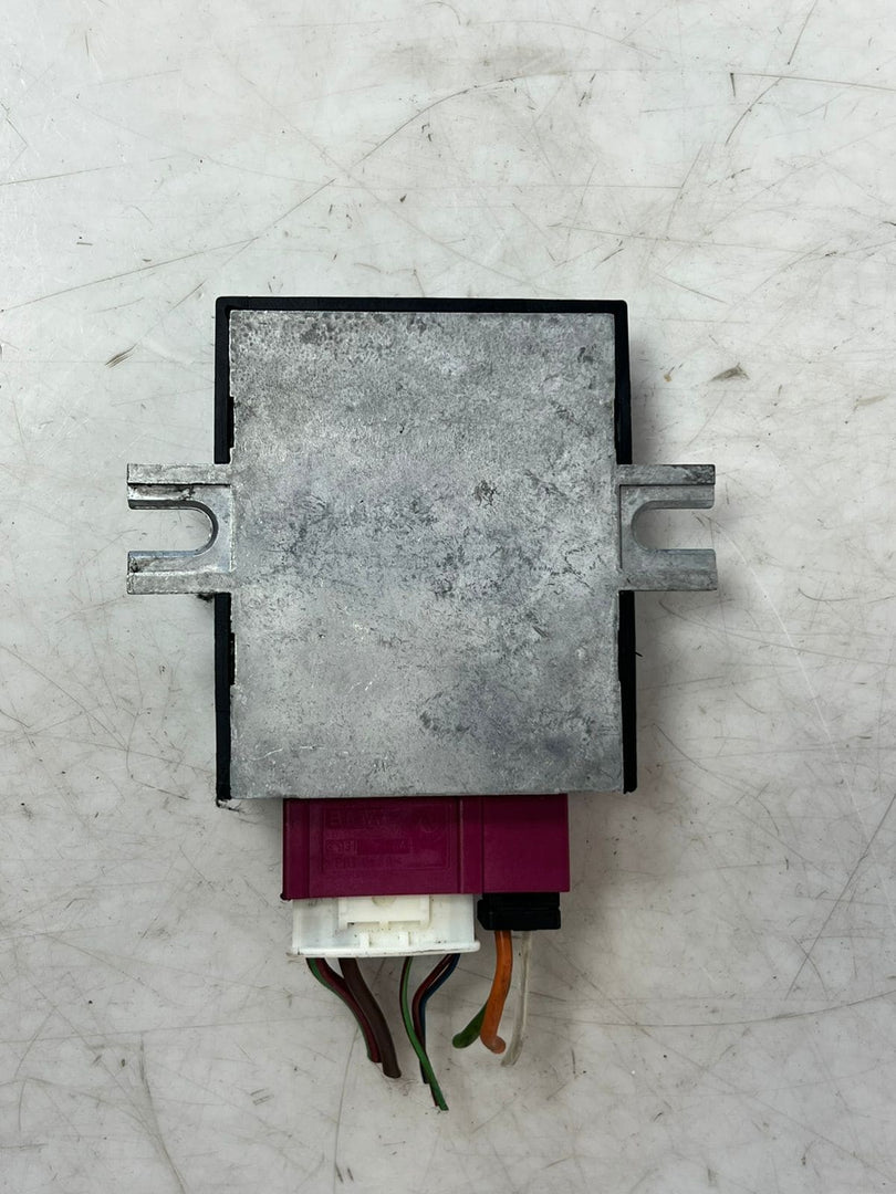 BMW F10 5 Series, 6 Series, 7 Series, and X3 Fuel Pump Control Module 7358144
