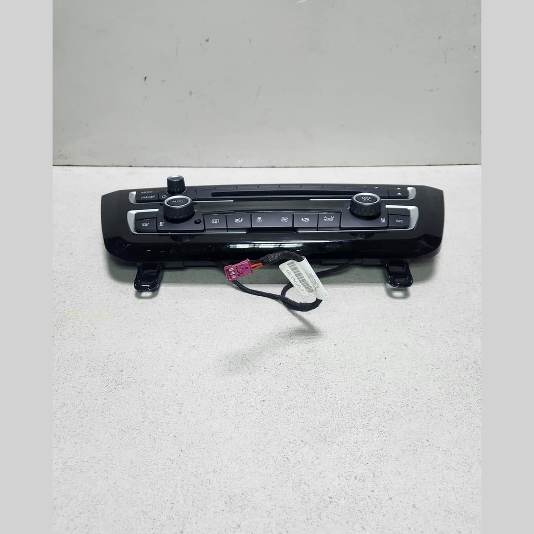 2015-2018 BMW M3 Climate Control Panel 6814188 F20 F22 F30 F31 F32 F80 F82 F87 