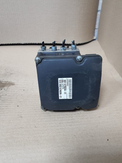 2007-2013 BMW X5 E70 and X6 E71 ABS/DSC Hydraulic Pump Module 6798286 OEM