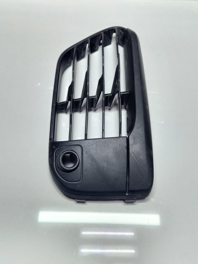2016-2019 BMW X1 Front Bumper Lower Grille Left 7354777 X1 F48 F49 OEM
