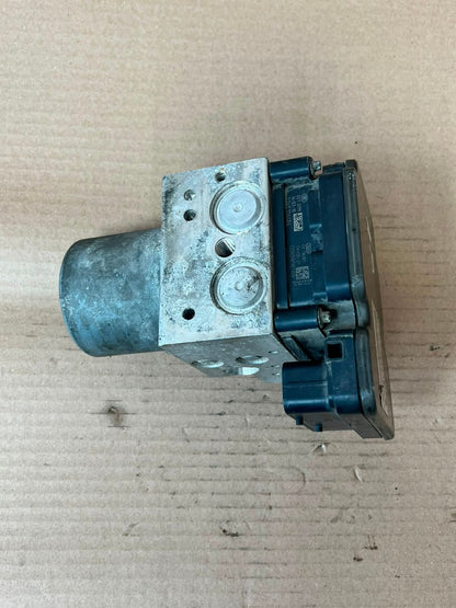 2013-2018 BMW X5 F15 ABS BRAKE Pump CONTROL Module 6870183 OEM