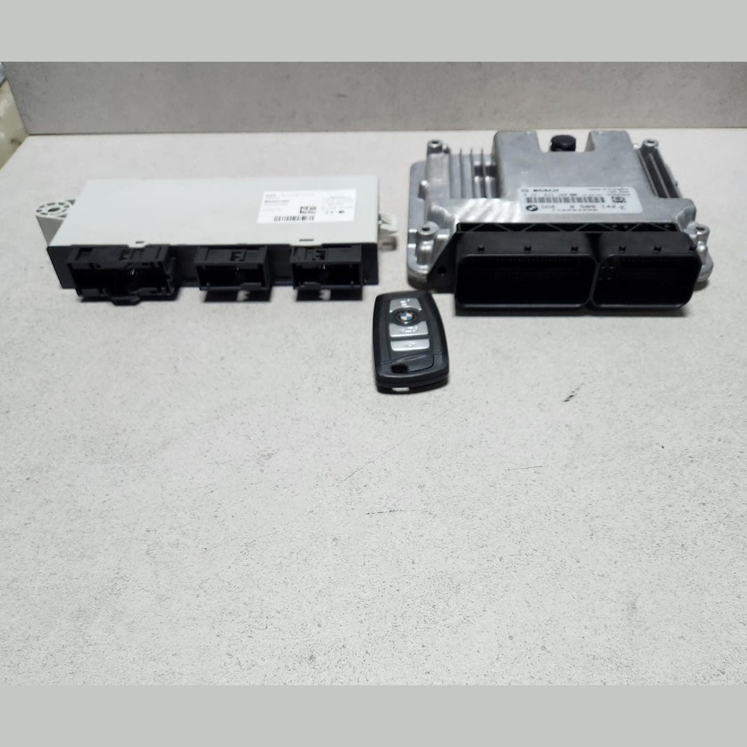 BMW Engine Control Unit DDE 8589142 OEM Engine Control Unit ECU SET 2016 520 B47