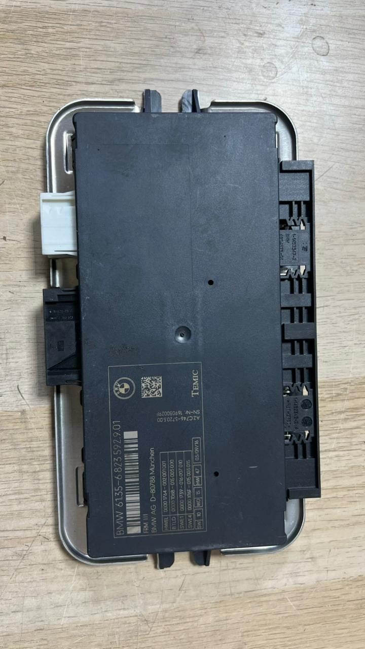 BMW Footwell Light Control Module 6823592 FRM3 LED ADAPTIVE 2016 F10 F02 F25 F26