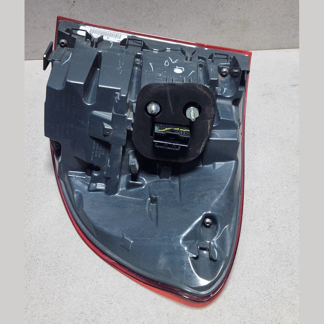 2013-2018 BMW X5 F15 Outer Tail Light 7290099 X5 F15 F85