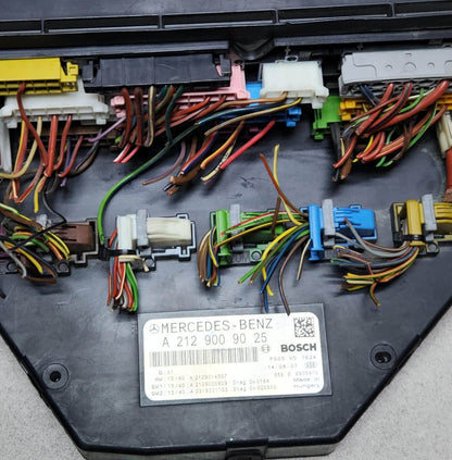 2014 Mercedes-Benz E300 Front Fuse Box Sam Control Unit A2129009025 W212 W204 