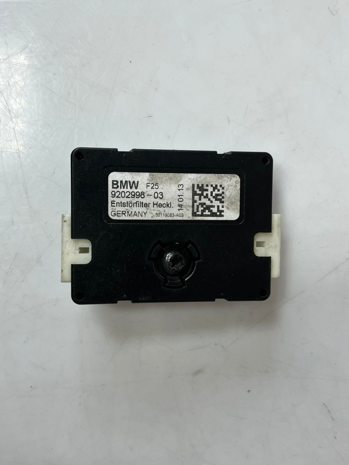 2011-2017 BMW X3 F25 and F26 Antenna Noise Filter Amplifier 9202998 OEM