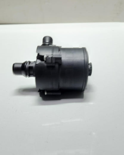 2016 BMW X3 Auxiliary Water Pump 7643949 3 Series F30 F31 F35 OEM