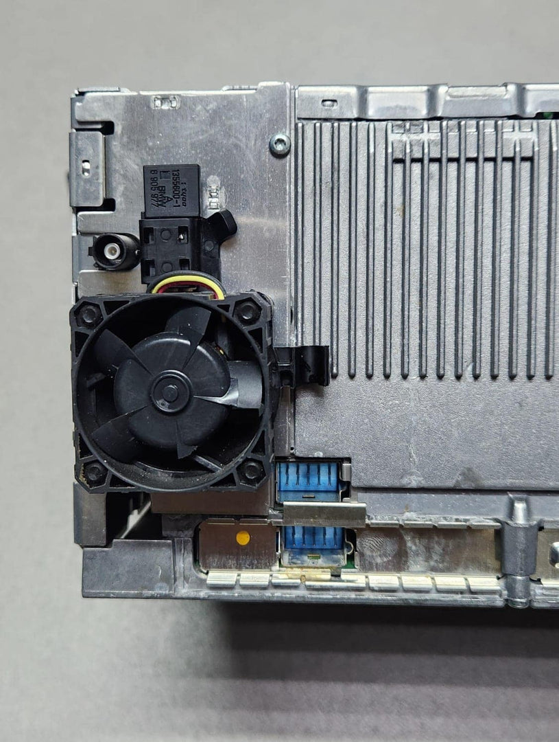 2005-2010 BMW 525i Ccc MD Radio Unit 9170704 E60 OEM 