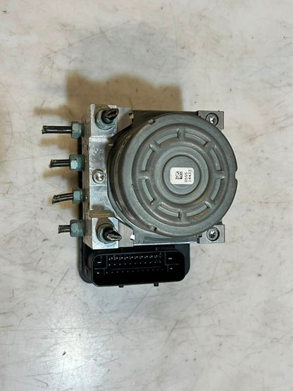 2014 BMW 3 Series F20 F30 F31 328i ABS Pump Module 6858953 OEM