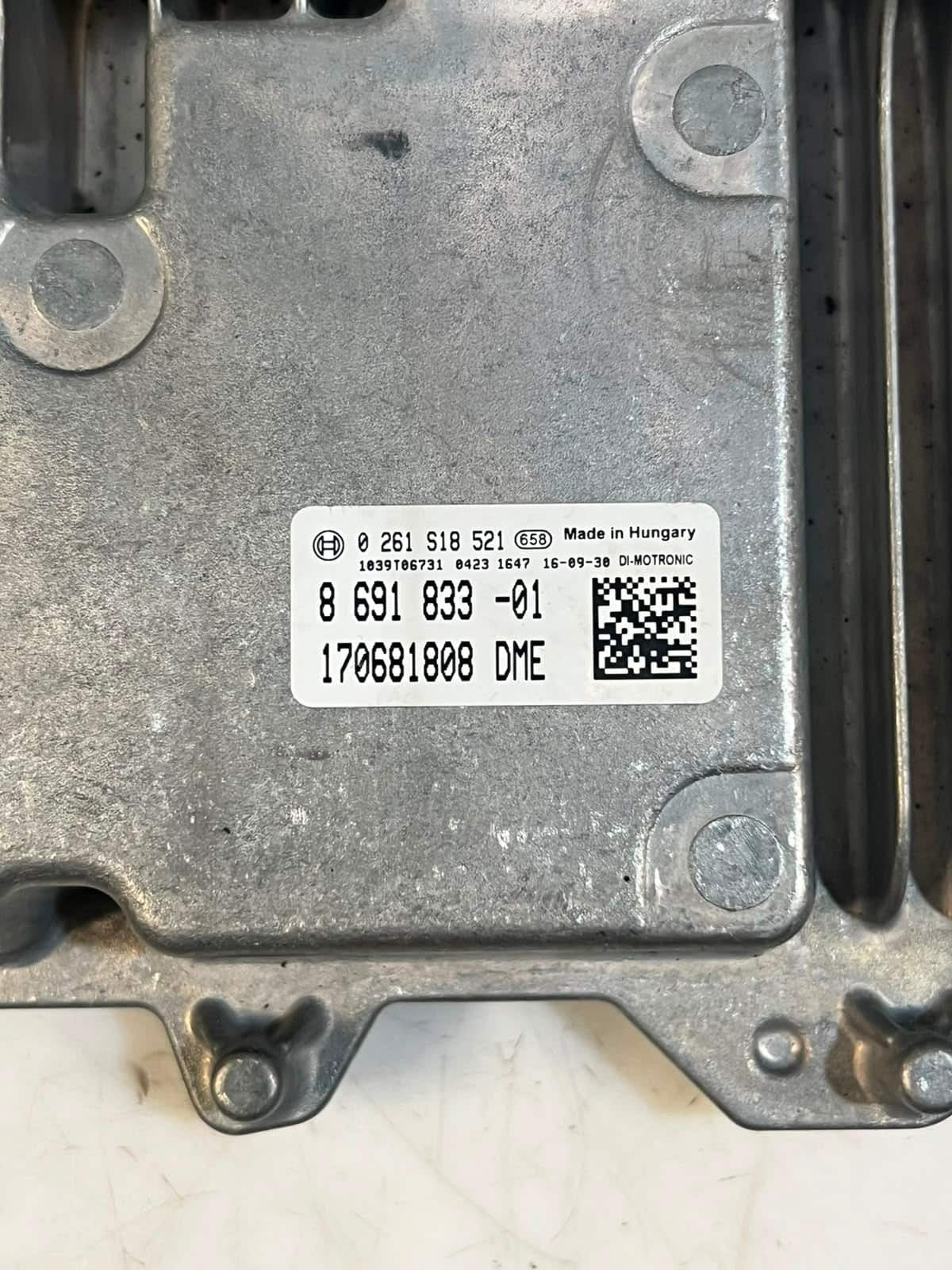 2015-2019 BMW F48 X1 Engine Control Module SET DME ECU BDC 8691833 OEM