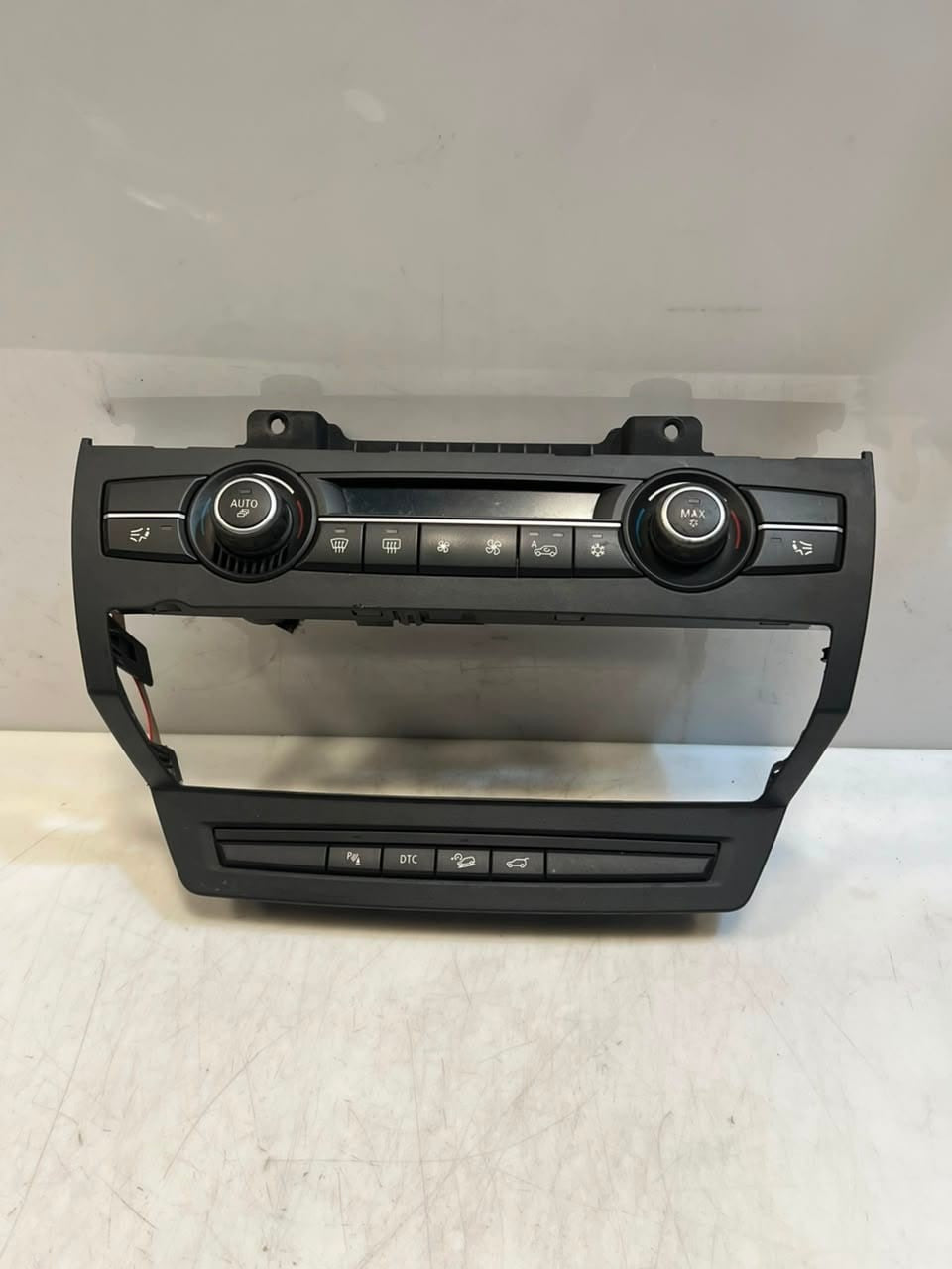 2007-2010 BMW X5 E70 and X6 E71 A/C Climate Control Unit 9178065 OEM
