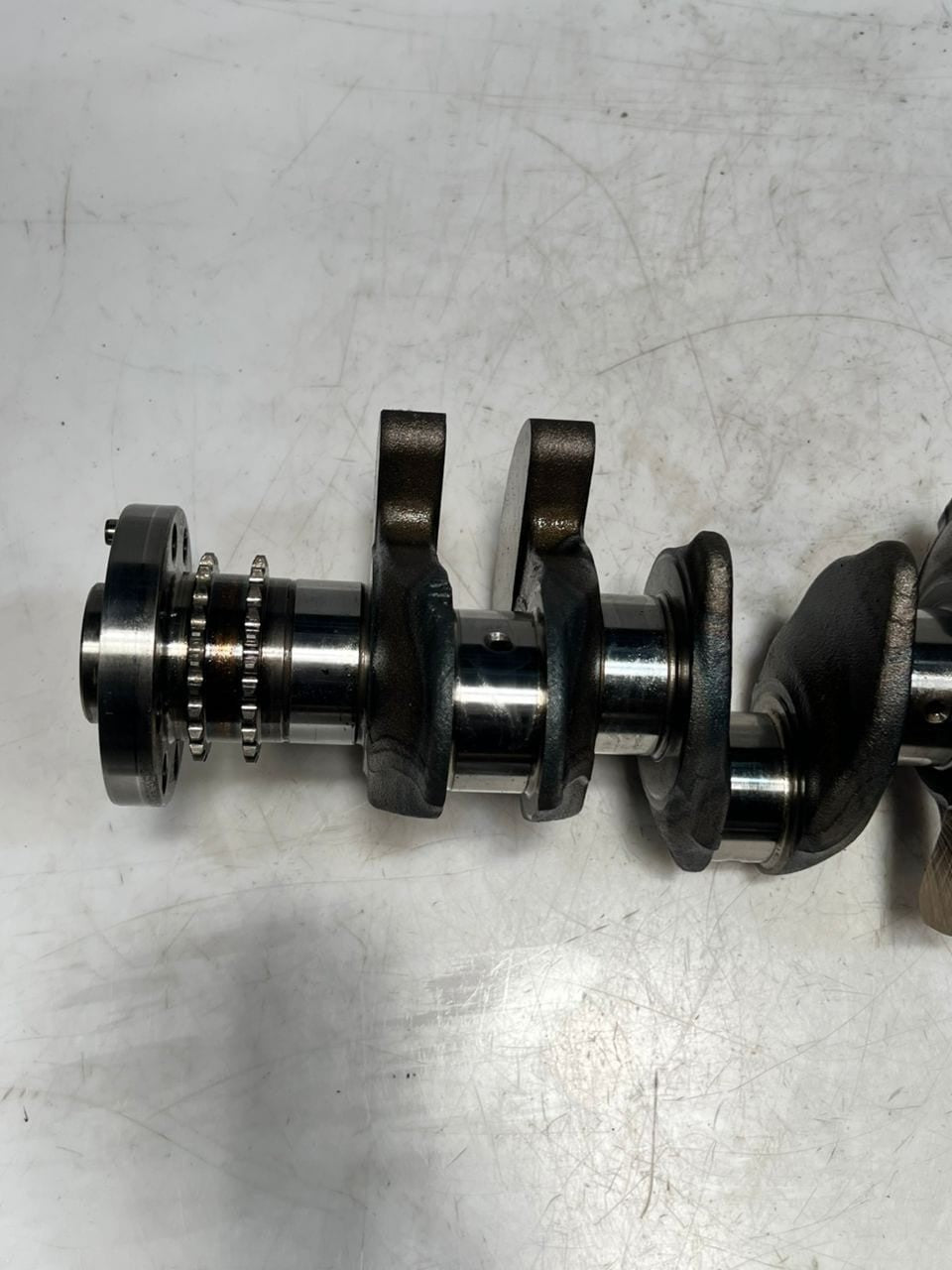 BMW B38 / B38B15A - 1.5L F20 F21 F22 F30 F31 F32 F48 Crankshaft 7642032 OEM