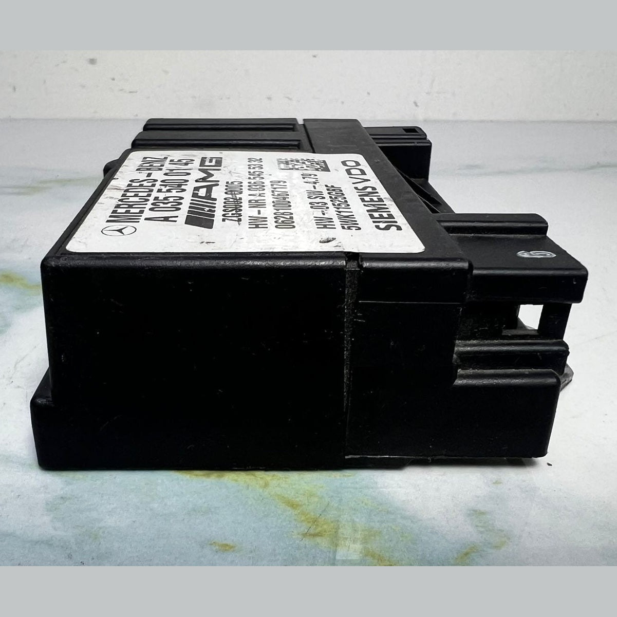 2007-2011 Mercedes-Benz CLS63 AMG Fuel Pump Control Module A0355400145 E63 W218