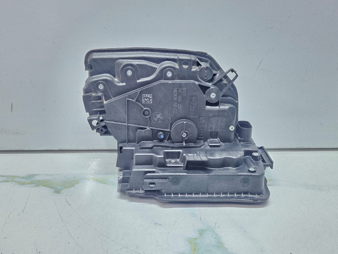 BMW G30 LCI 530d M Package Door Lock Latch Rear Left Side 7477689 OEM