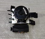 Bild in die Galerieansicht laden, OEM BMW 1 SERIES F20 F21 2012 2.0 DIESEL ABS PUMP CONTROL MODULE UNIT 6860730