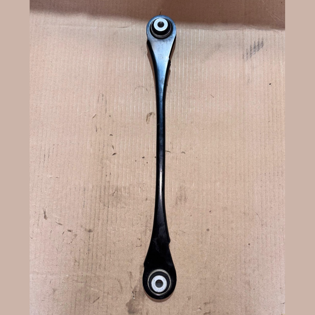 BMW OEM  G20 G22 G42 REAR TRACK STRUT ARM WITH RUBBER MOUNT 6879659