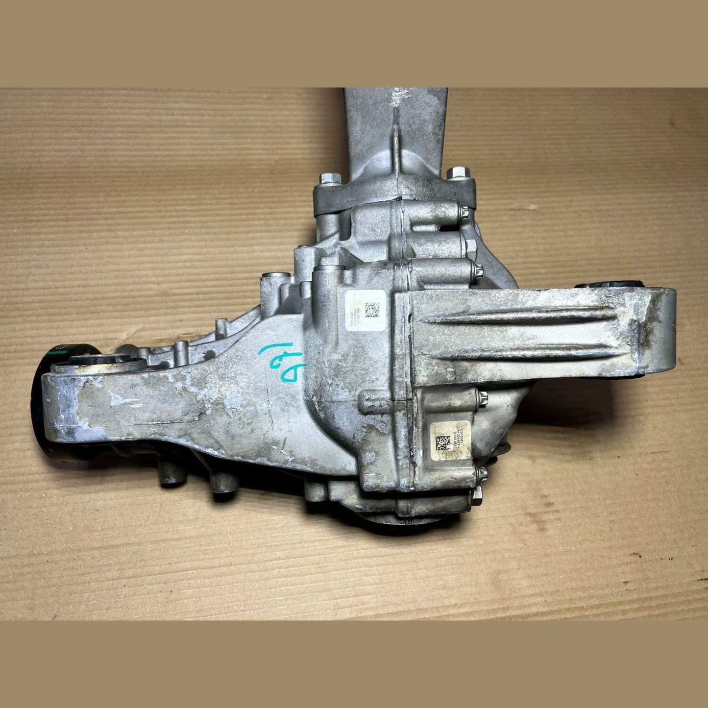 2012-2015 Mercedes-Benz ML350 Front Axle Differential A1663300300/ Ratio 3.45