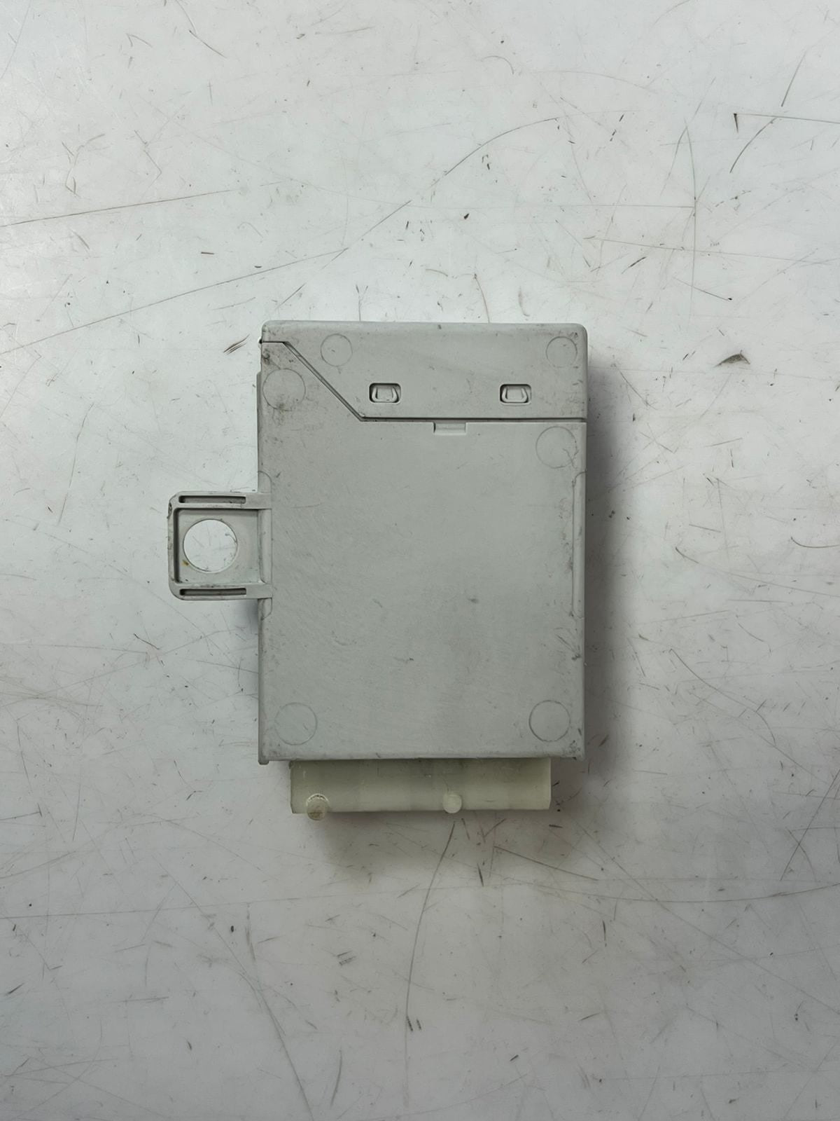 BMW E60 E61 E65 E66 5' 7' Tailgate Trunk Lid Lift Control Module 6921404 OEM