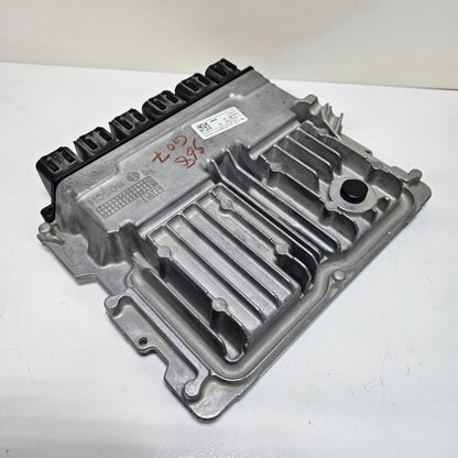 2019 BMW X7 G07 with S68 4.4L V8 Engine Control Unit Bosch 5A40DA3 OEM