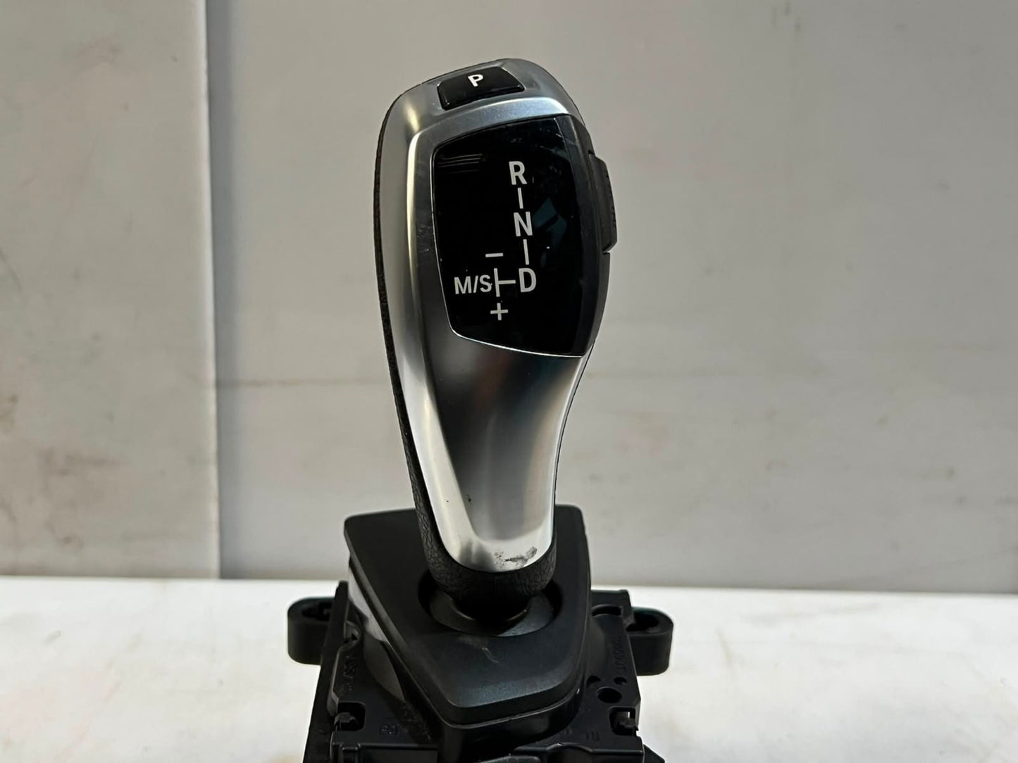 2011-2019 BMW 3 Series F20 F21 F22 F23 F30 F31 AUTOMATIC Gear Shifter 9296897