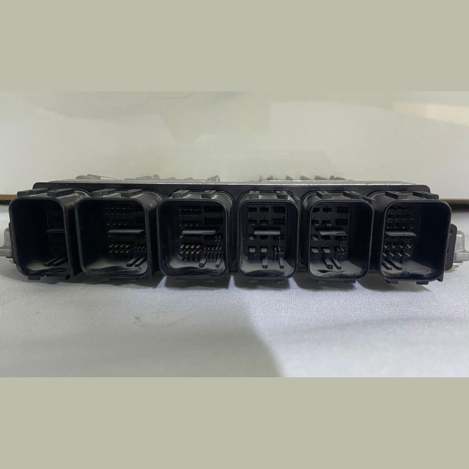 OEM BMW F90 M5 F91 F92 F93 M8 4.4 S63M ENGINE CONTROL MODULE DME 5A25C39 NEW